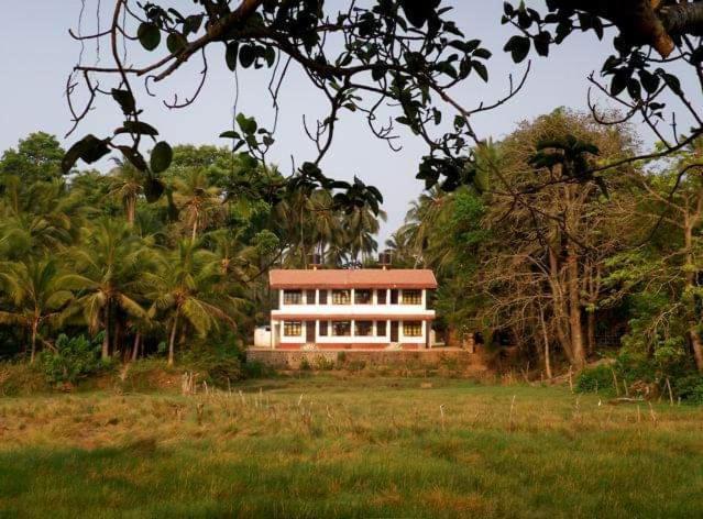 Heaven Goa Guesthouse Бенаулим Экстерьер фото