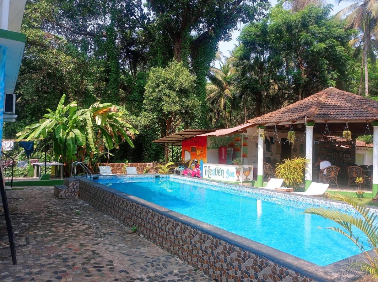 Heaven Goa Guesthouse Бенаулим Экстерьер фото
